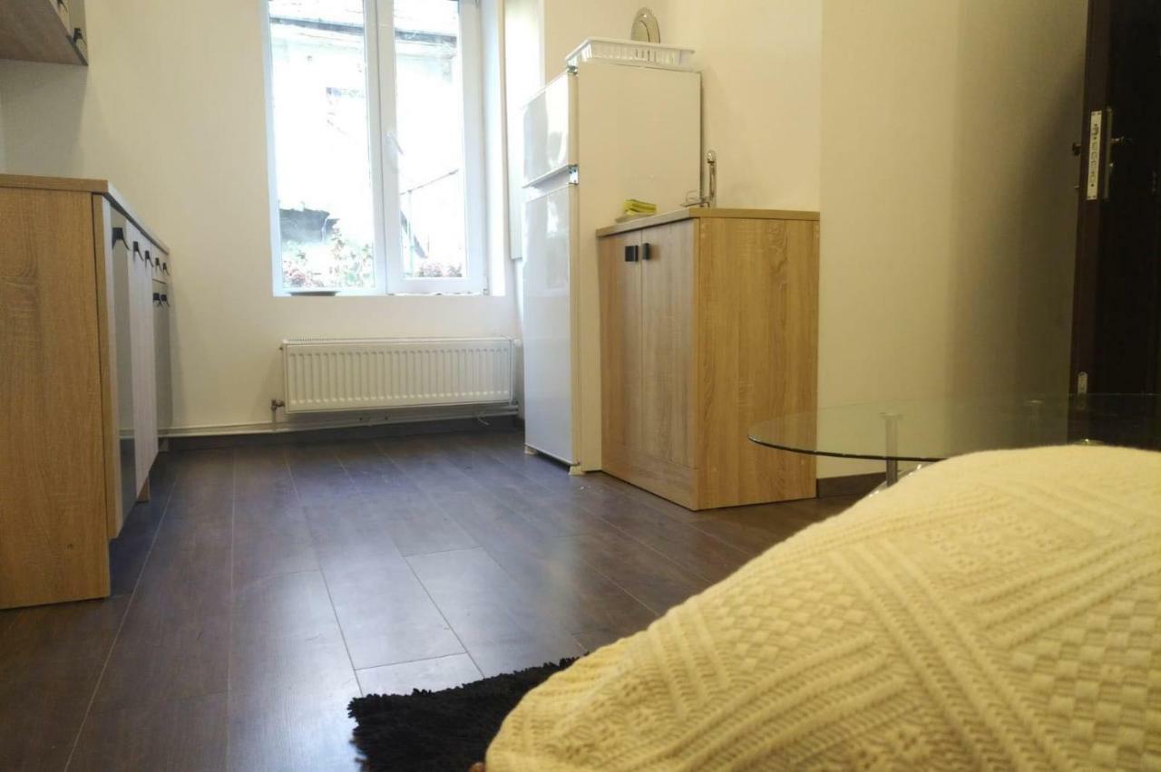 Luxury Accommodation Republicii Брашов Екстериор снимка